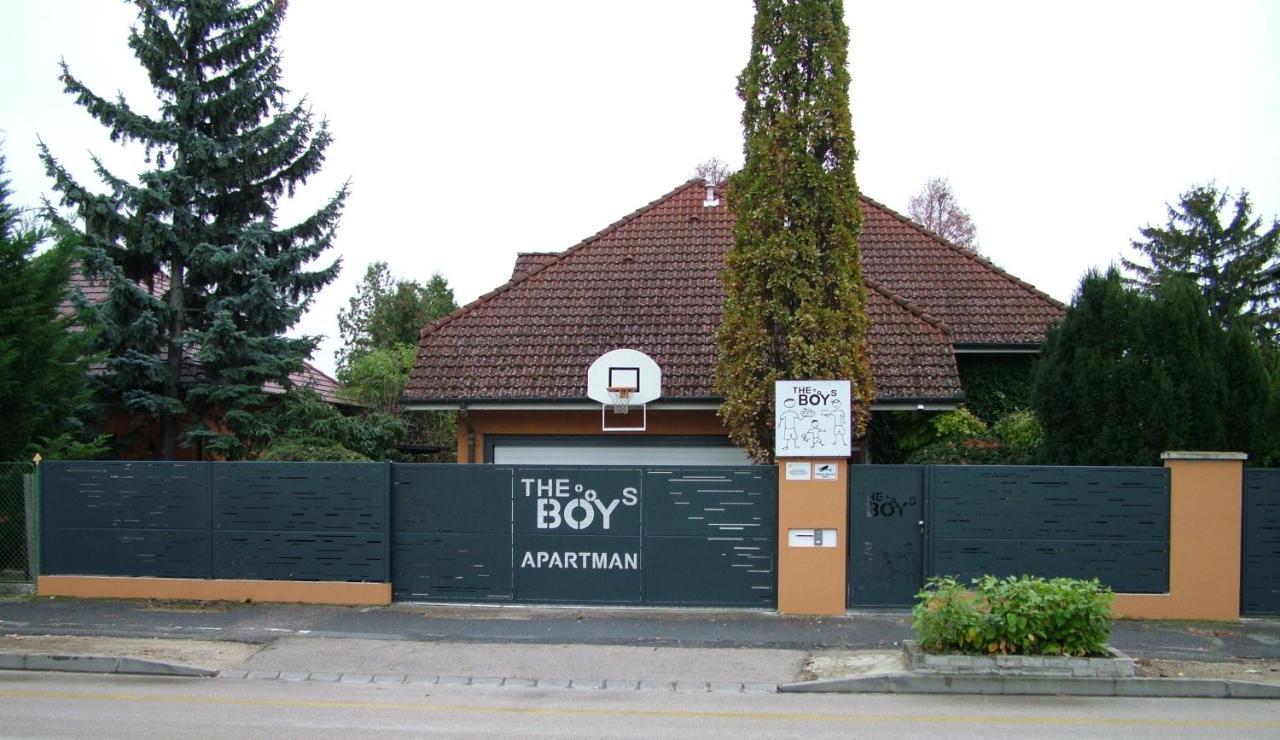The Boys Apartman Siofok Exterior photo
